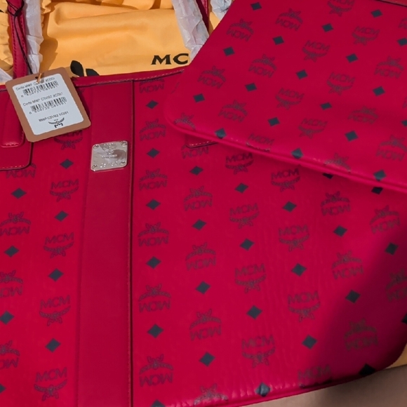 Authentic MCM - Picture 9 of 16